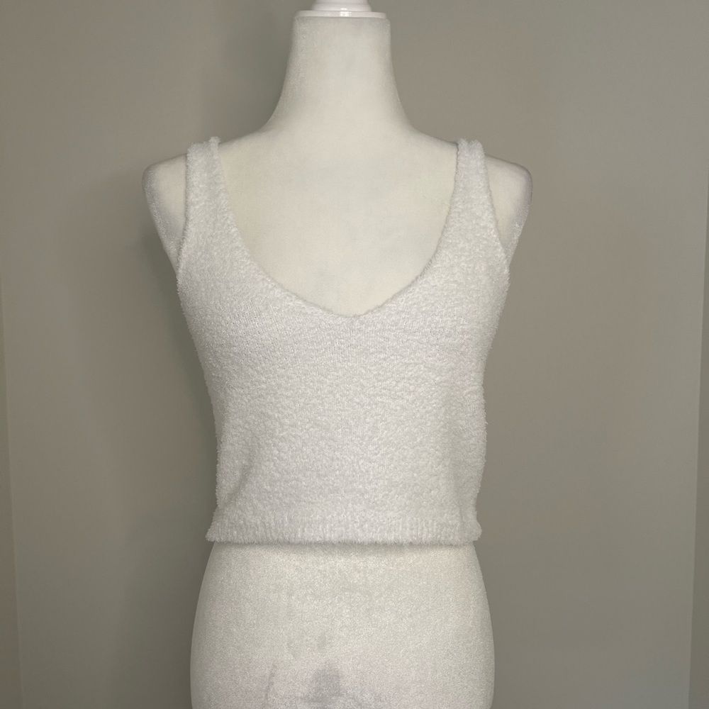 Nic & Jo White Fuzzy Knit Tank Top